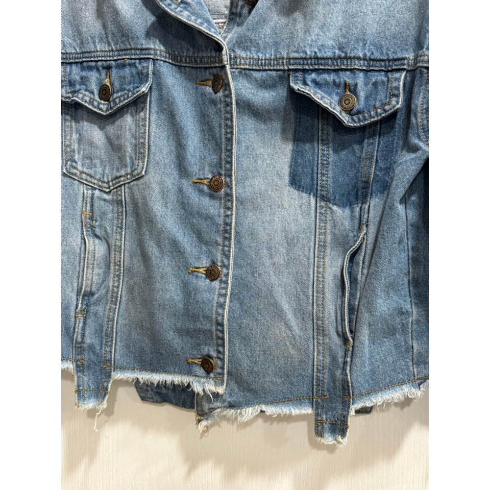 Sadie & Sage Blue Denim Heartbreaker Denim Jacket, Woman’s Small - Picture 3 of 8